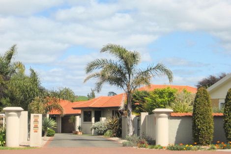 Photo of property in 196 Gravatt Road, Papamoa Beach, Papamoa, 3118
