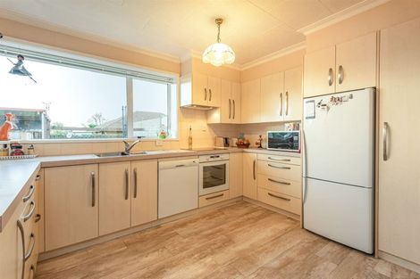 Photo of property in 19 Lochee Road, Upper Riccarton, Christchurch, 8041