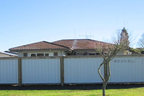 Photo of property in 4b Mahana Road, St Andrews, Hamilton, 3200