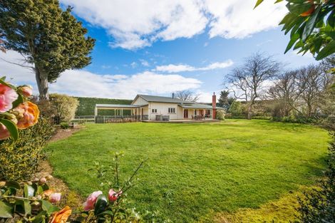 Photo of property in 1696 State Highway 56, Tiakitahuna, Palmerston North, 4477