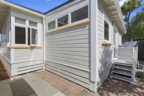 Photo of property in 5 Oriental Street, Petone, Lower Hutt, 5012