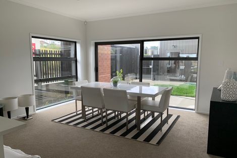 Photo of property in 30 Pennant Street, Long Bay, Auckland, 0630