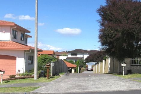 Photo of property in 20 Tornado Place, West Harbour, Auckland, 0618