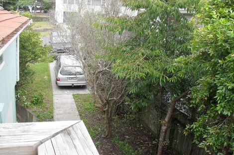 Photo of property in 54 Lincoln Avenue, Tawa, Wellington, 5028