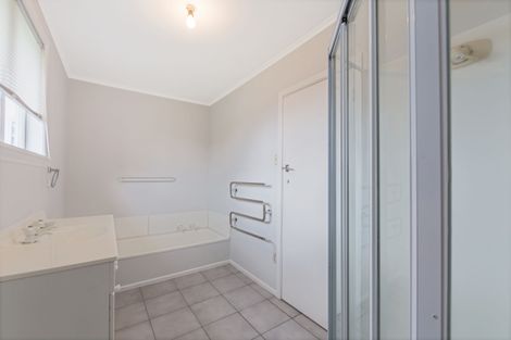 Photo of property in 1/13 Arahia Street, Northcote, Auckland, 0627