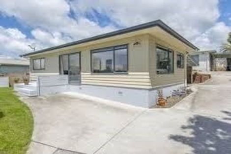 Photo of property in 80a Welcome Bay Road, Welcome Bay, Tauranga, 3112