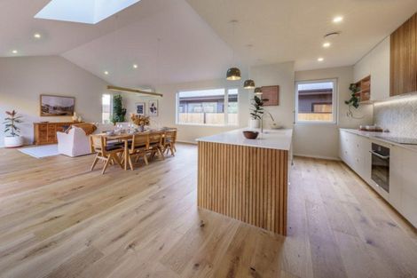 Photo of property in 35 Jack Hanley Drive, Jacks Point, Queenstown, 9371