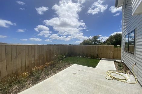 Photo of property in 52e Chesterton Street, Johnsonville, Wellington, 6037