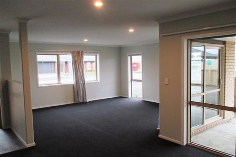 Photo of property in 7 Colebrook Drive, Rolleston, 7614