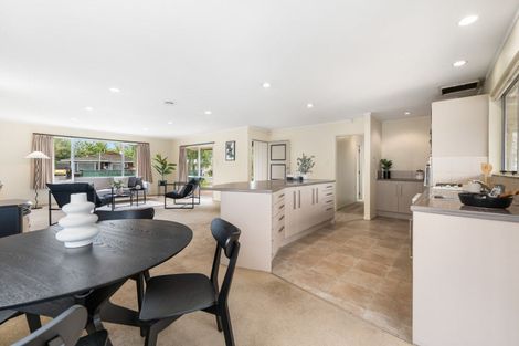 Photo of property in 12 Humphries Place, Awapuni, Palmerston North, 4412