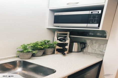 Photo of property in 2 Gazelle Lane, Redcliffs, Christchurch, 8081