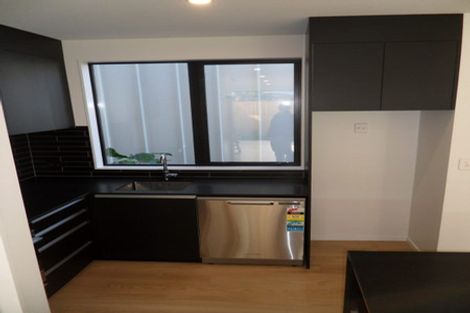 Photo of property in 16 Inglis Street, Seatoun, Wellington, 6022