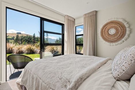 Photo of property in 23 Alps View Place, Lake Hayes, Queenstown, 9304