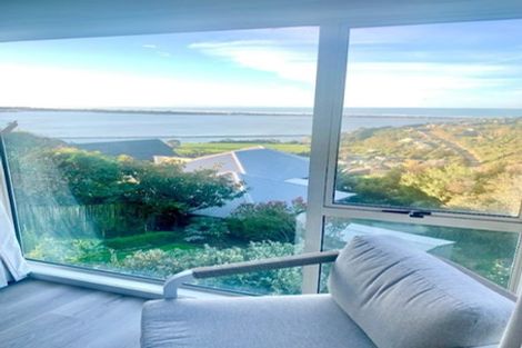 Photo of property in 11 Selleck Street, Mount Pleasant, Christchurch, 8081