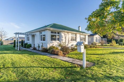 Photo of property in 47 Mary Street, Winton, 9720