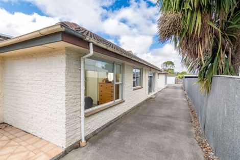 Photo of property in 2/350 Worcester Street, Linwood, Christchurch, 8011