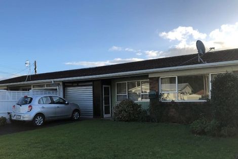 Photo of property in 1/5 Brighton Road, Kensington, Whangarei, 0112