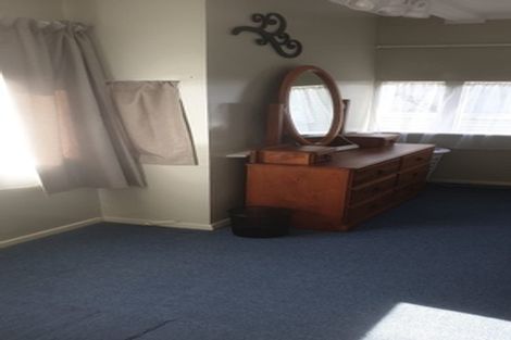 Photo of property in 19 Monowai Road, Johnsonville, Wellington, 6037