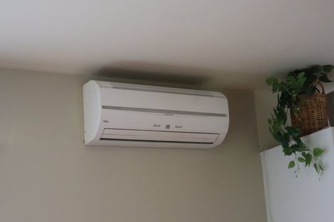 Photo of property in 11a Sullivan Avenue, Woolston, Christchurch, 8023