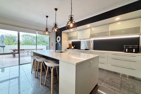 Photo of property in 68 Coolspring Way, Redwood, Christchurch, 8051