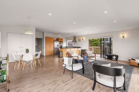 Photo of property in 22 Cullen Street, Mangawhai Heads, Mangawhai, 0505