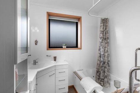 Photo of property in 37 Renfrew Street, Waikiwi, Invercargill, 9810