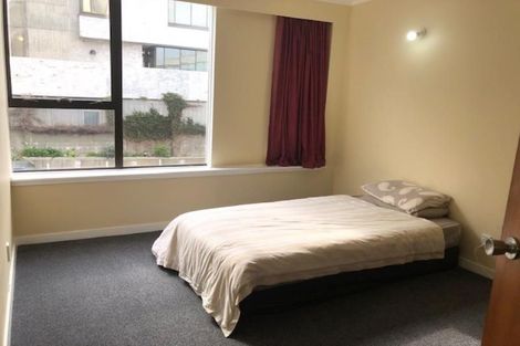 Photo of property in Hobson Court Flats, 13/70 Hobson Street, Thorndon, Wellington, 6011