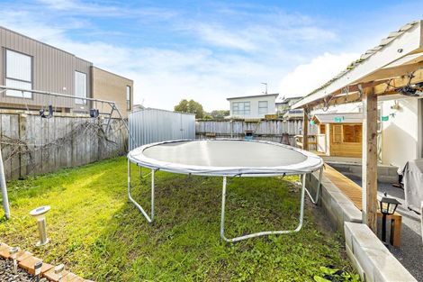 Photo of property in 6/33 Kenderdine Road, Papatoetoe, Auckland, 2025