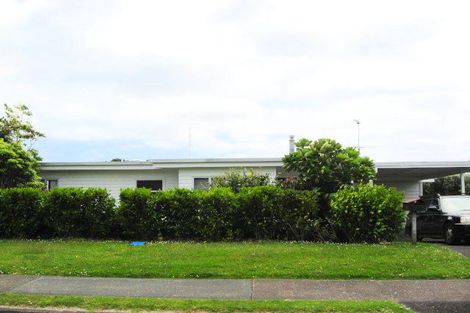 Photo of property in 104 Pacific Parade, Army Bay, Whangaparaoa, 0930