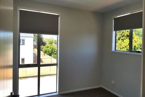 Photo of property in 1/51 Wharf Road, Te Atatu Peninsula, Auckland, 0610