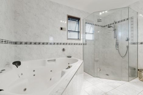 Photo of property in 176b Heta Road, Highlands Park, New Plymouth, 4312