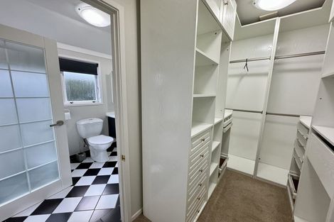 Photo of property in 10 Marine Terrace, Bayswater, Auckland, 0622