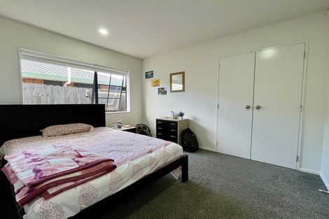 Photo of property in 2 Cyclamen Road, Mangere, Auckland, 2022