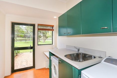 Photo of property in 24 Derbyshire Lane, Karaka, Papakura, 2580