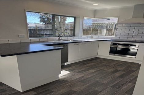 Photo of property in 17 Lavender Place, Papamoa Beach, Papamoa, 3118