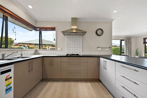 Photo of property in 10 Gracefield Place, Huntington, Hamilton, 3210