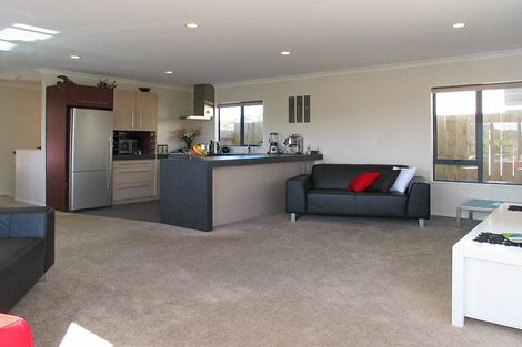 Photo of property in 24 Tarawera Road, Johnsonville, Wellington, 6037