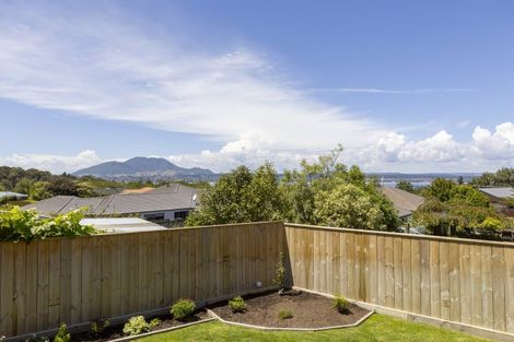 Photo of property in 25 Kinder Street, Acacia Bay, Taupo, 3330