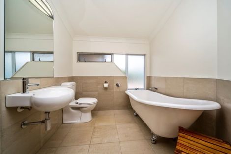 Photo of property in 357 High Street, Hawera, 4610