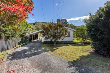 Photo of property in 22 Kaitawa Crescent, Paraparaumu, 5032