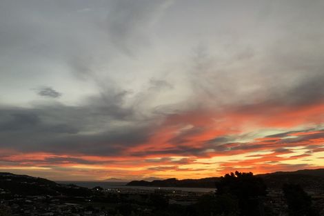 Photo of property in 25 Seatoun Heights Road, Miramar, Wellington, 6022