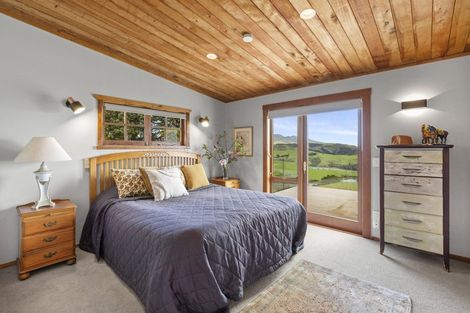 Photo of property in 82 Maungatawhiri Road, Raglan, 3295