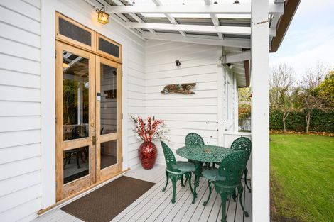 Photo of property in 74 Pitama Road, Awapuni, Palmerston North, 4412