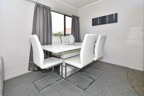 Photo of property in 2/17 Wedgwood Avenue, Mangere East, Auckland, 2024