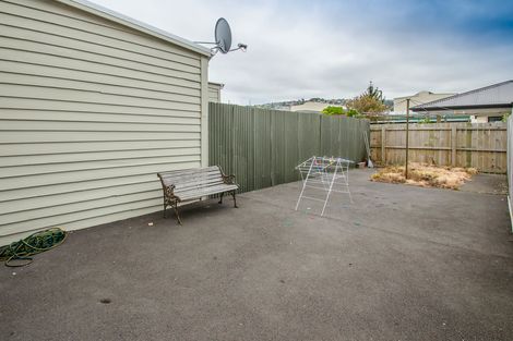 Photo of property in 32 Cutten Street, South Dunedin, Dunedin, 9012