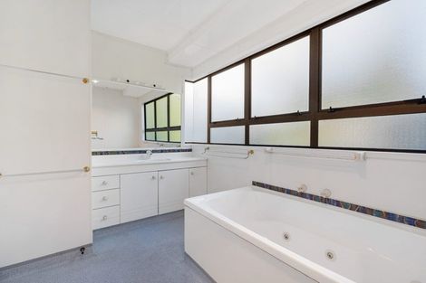 Photo of property in 157 Waikite Road, Welcome Bay, Tauranga, 3175