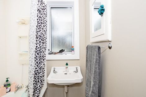 Photo of property in 8a Maitland Street, Strathern, Invercargill, 9812