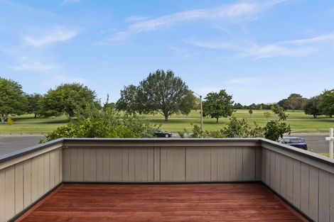 Photo of property in 102 Freyberg Avenue, Tamatea, Napier, 4112