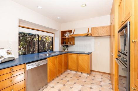 Photo of property in 15 Burn-murdoch Street, St Andrews, Hamilton, 3200