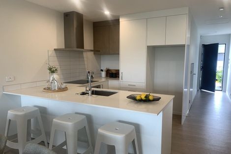 Photo of property in 2/18 Paraone Crescent, Takanini, 2112